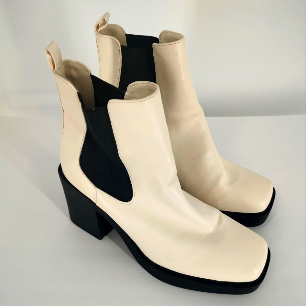 MIA Dru White Black Platform Chelsea Boots Size 11